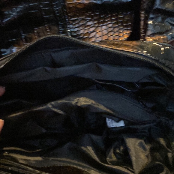 Beautiful flower purse - Picture 3 of 5